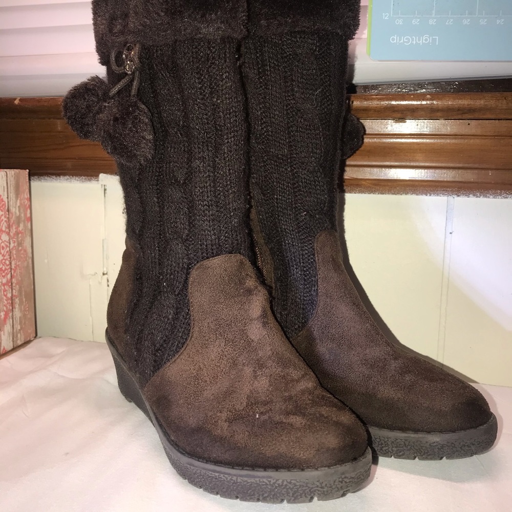 Micheal Kors Kendall Brown Fur Boots size 2